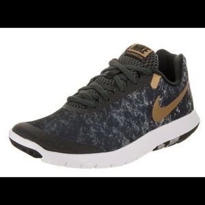 🚫SOLD🚫Women’s Nike Flex Experience RN 6